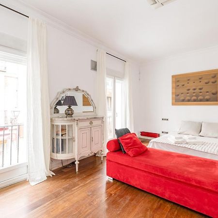 Heima Wonderful Loft In The Historic City Center Madri Exterior foto