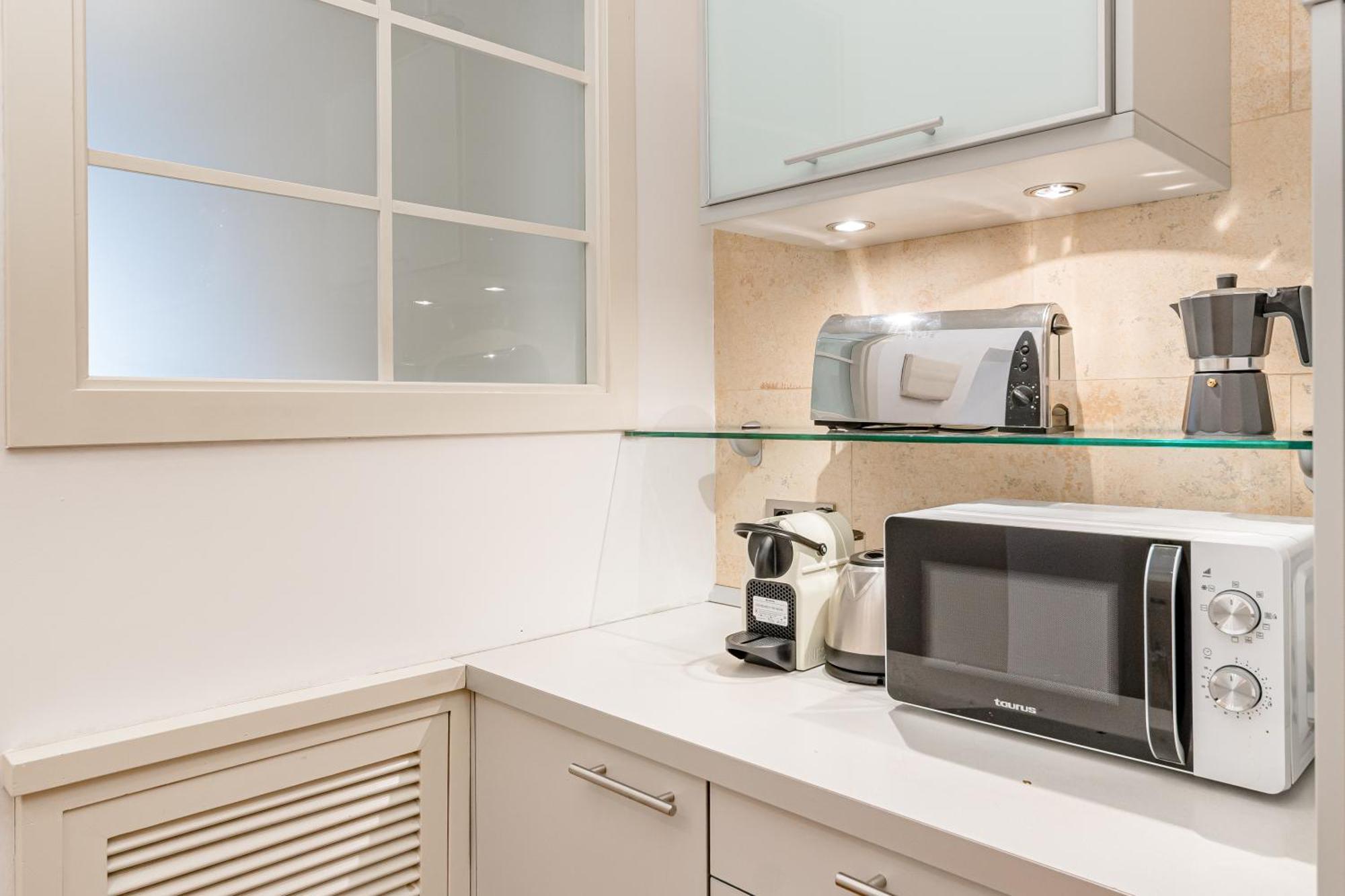 Heima Wonderful Loft In The Historic City Center Madri Exterior foto