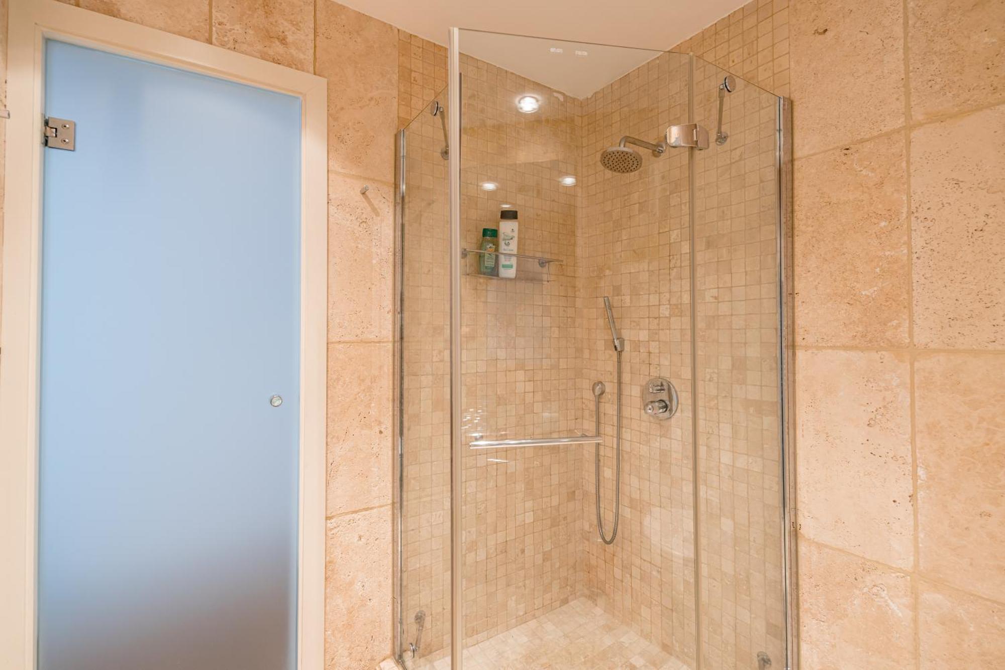 Heima Wonderful Loft In The Historic City Center Madri Exterior foto